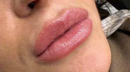 Amy Curran Lip Blush imagem 3