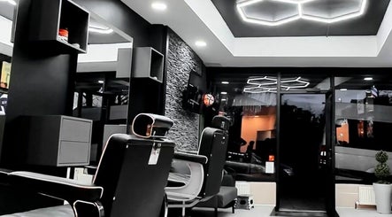 TEO BARBERSHOP slika 2