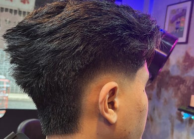 Fresh haircut at Goblings barbershop, Melaka, Melaka, MY. Modern style for men.