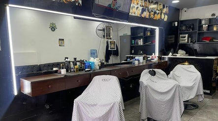 Barbers 7 Stars San Cristobal image 2