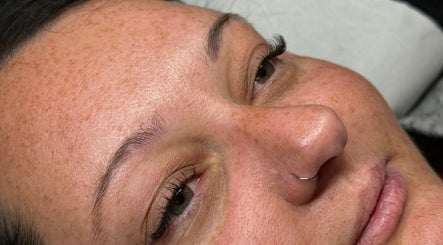 The Lash Lounge – obraz 2