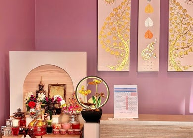 Elegant decor at Pailin Thai Wellness in South Yarra, Victoria, AU with vibrant art and floral accents.