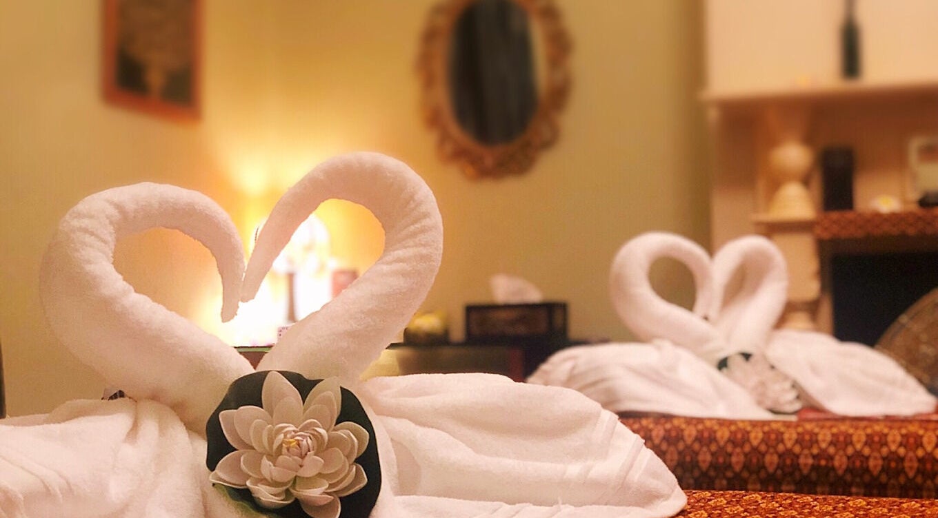 Elegant towel swans at Oriental Aroma Thai Massage in Malvern East, Victoria, AU creating a serene ambiance.