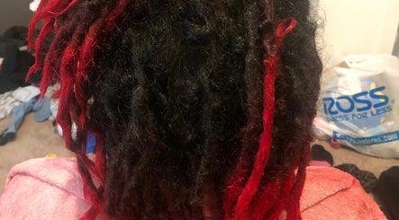 Janae’s Locs image 3