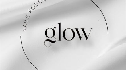 Glow Nails | Podologia • Nails • manicure