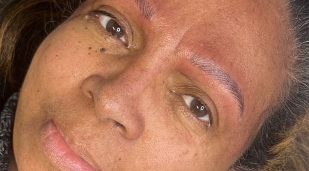 AnnaflexInkBrows image 3