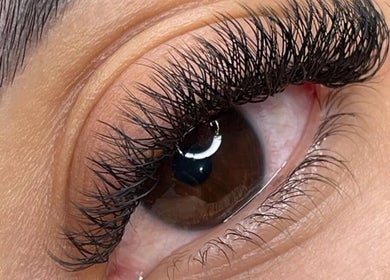 Extensão de cílios na Andressa Oliveira Saúde e Estética, Amazonas, Amazonas, BR. Beleza e cuidado nos detalhes.
