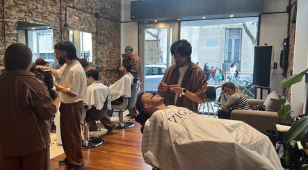 Salón GM en Gualeguaychú, Entre Ríos, AR, ofreciendo servicios de belleza con un toque moderno.