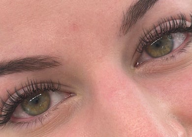 Close-up of beautifully styled lashes at Sands Beauty Lounge, Torquay, Victoria, AU.