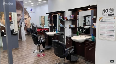 Nazih Gents Salon - Dubai imaginea 2