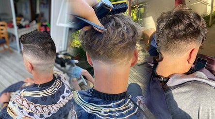 Skux Delux Island Cutz image 3
