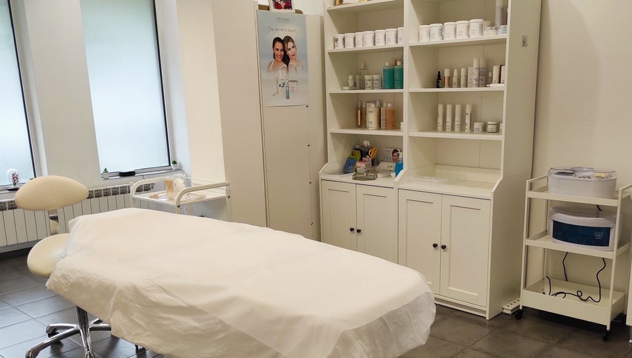 YuBeauty Studio image 1