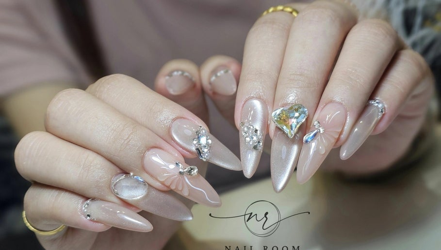 NAIL ROOM image 1