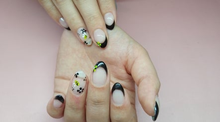 Juniper Tree Nails image 2