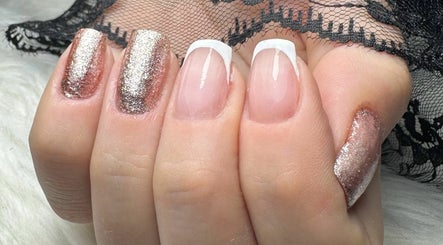 Chlo.luminails imagem 2