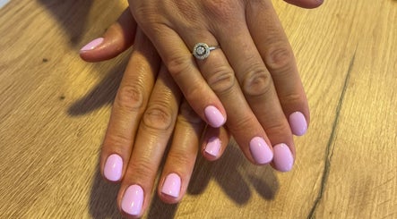 Yasminails image 3