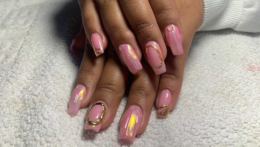 Tustulipnails image 1