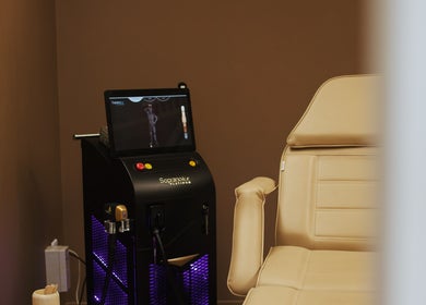 Advanced laser equipment in Elesay spa, Mackay, Queensland, AU, showcasing modern wellness technology.