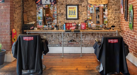 Cut Snake Barbershop - Glenelg – obraz 2