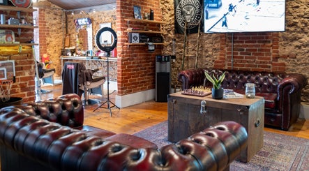 Cut Snake Barbershop - Glenelg – obraz 3