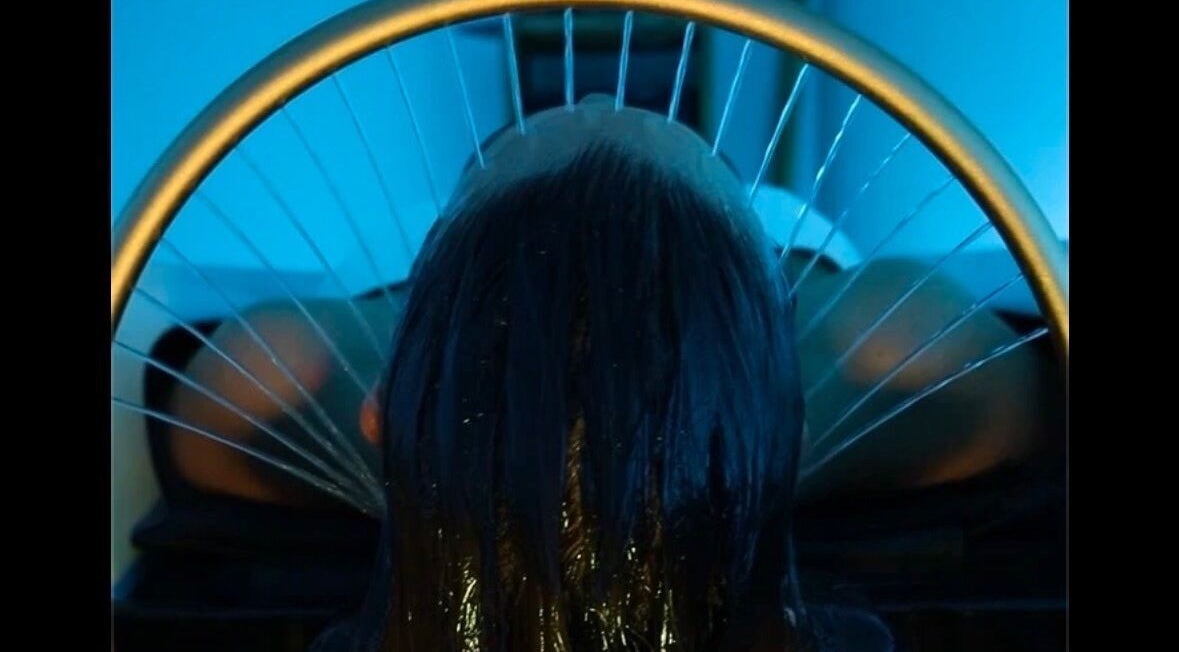 Relaxing head treatment at Head Spa by Alexis, Fort Lauderdale, Florida, US showcasing calming water therapy.