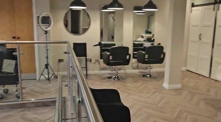 BONITA Hair Beauty & Tanning Salon изображение 3