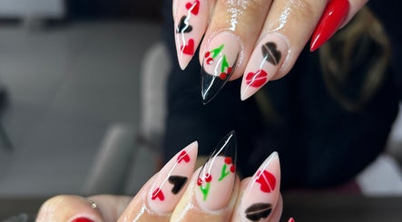 nailsbyerinlee image 2