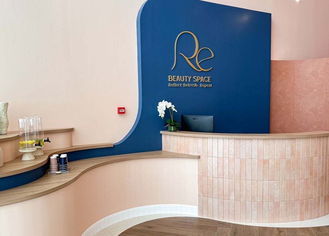 Sleek reception area at Re Beauty Space, Riyadh, Riyadh Province, SA, showcasing modern design and welcoming decor.