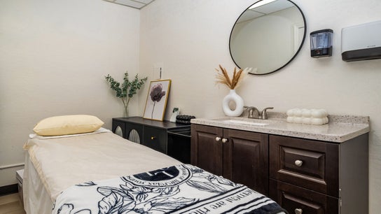 UM Beauty Studio