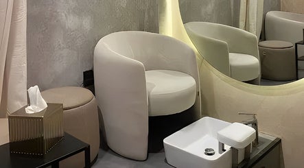 Luxurious pedicure chair and basin at Bo Nail Bar, Ciudad De México, Ciudad De México, MX.