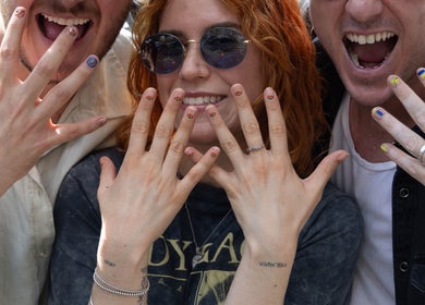 Happy clients at Bo Nail Bar flaunting vibrant nail art in Ciudad De México, Ciudad De México, MX.