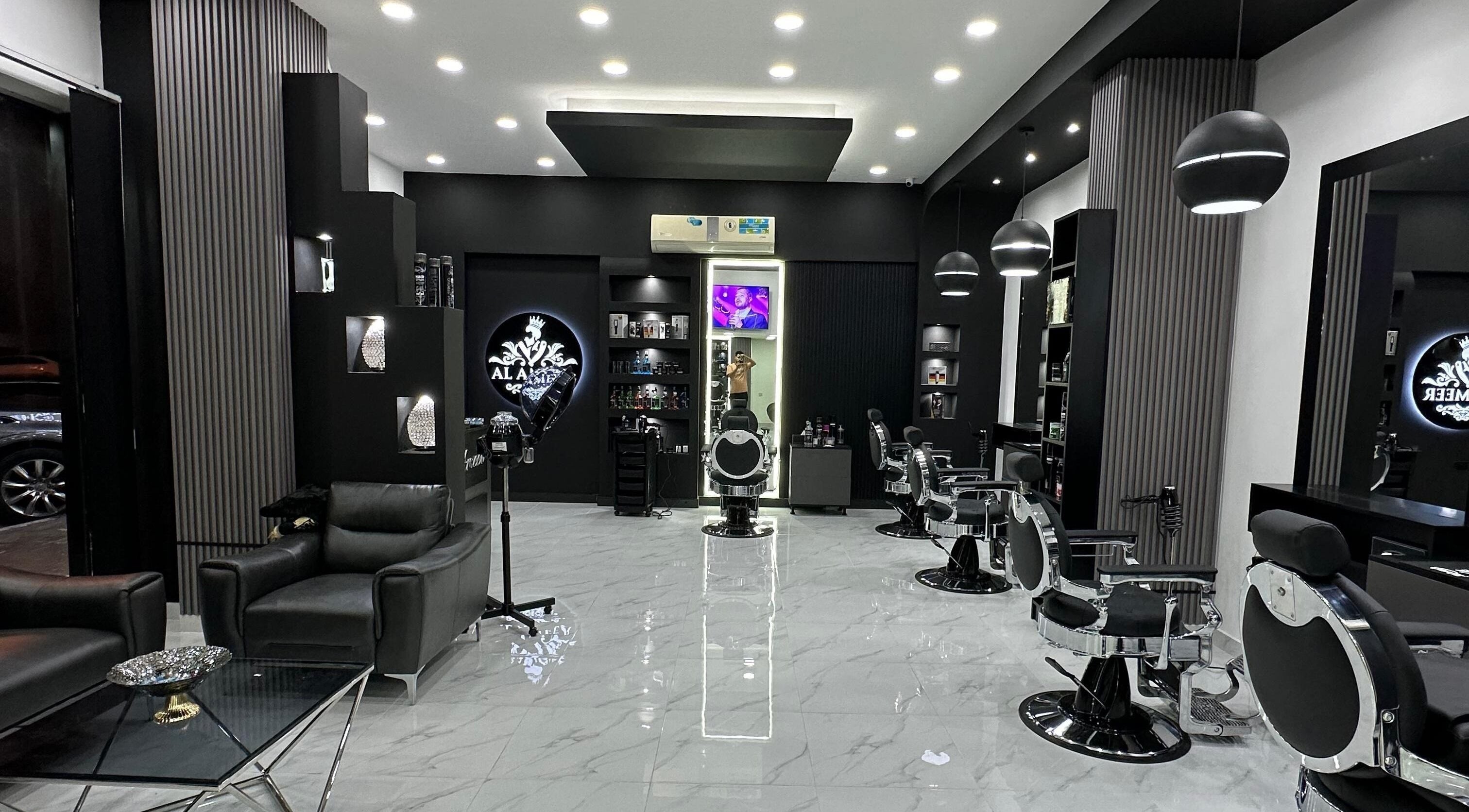 Elegant interior of AL AMEER AL MALAKI GENTS SALON - صالون الأمير الملكي للرجال, located in الشارقة, إمارة الشارقةّ, AE.