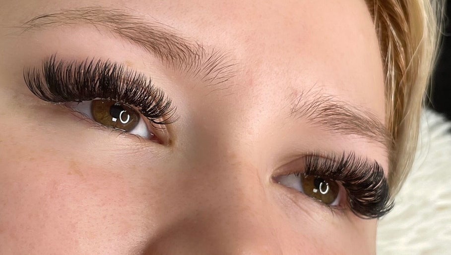 Metime -lashes-beauty image 1