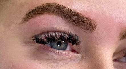 Metime -lashes-beauty image 2