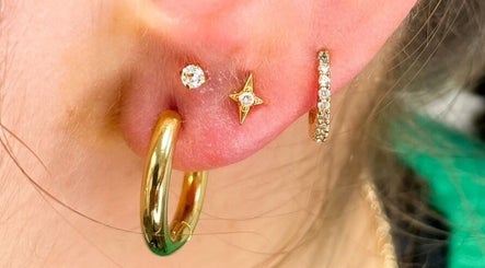Gwendoline Body Piercing obrázek 2
