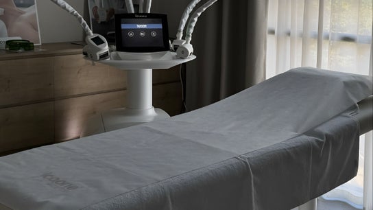Aezoku Longevity Clinic