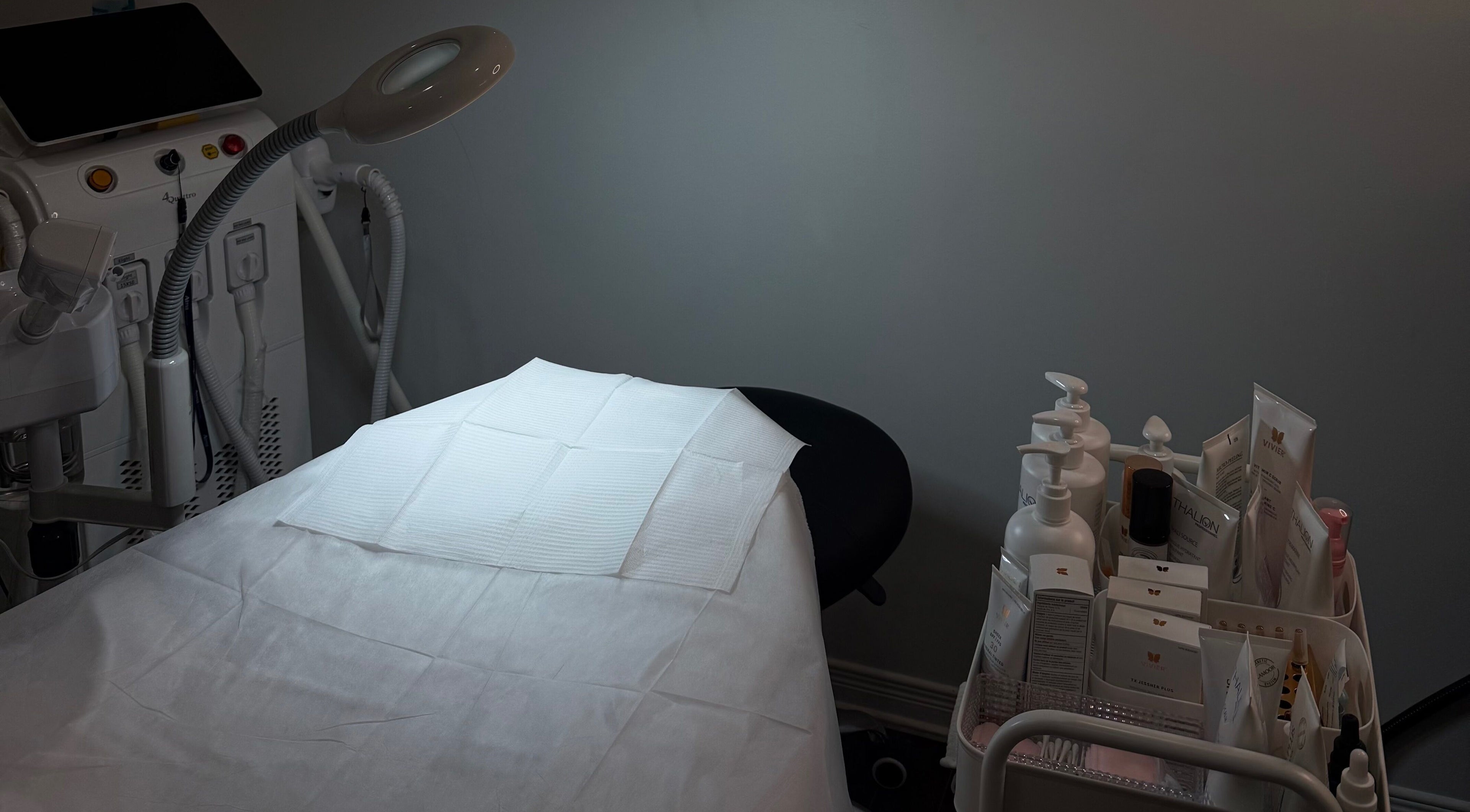 Salle de soins esthétique à Kaby esthetique, Saint-constant, Québec, CA.