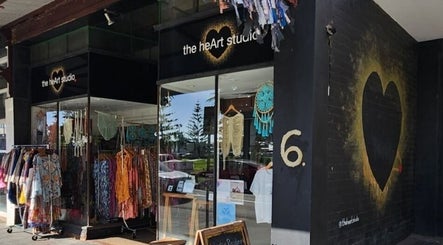 The He Art Studio image 3