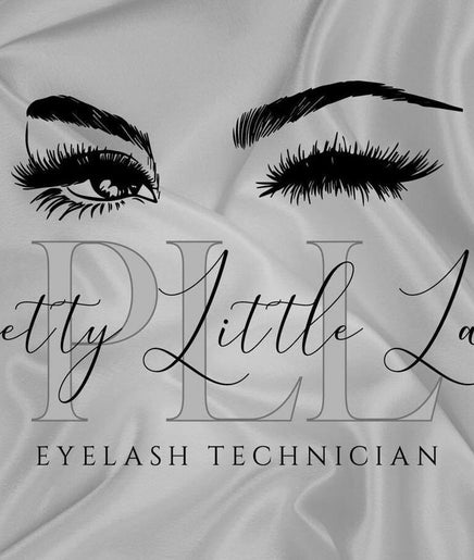 Pretty little lashes image 2