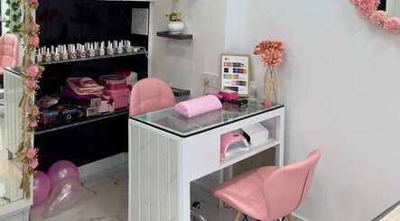 Blush - The Nail Studio 2paveikslėlis