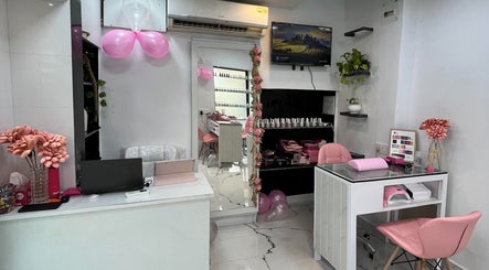 Blush - The Nail Studio 3paveikslėlis