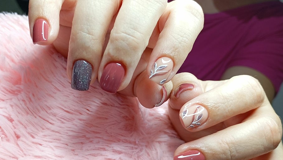 Loly's Nails image 1