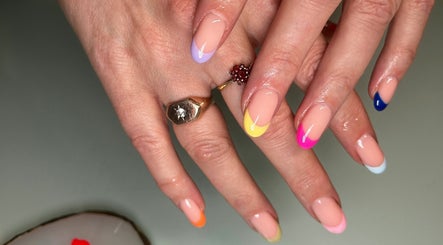 Nails by RT image 2