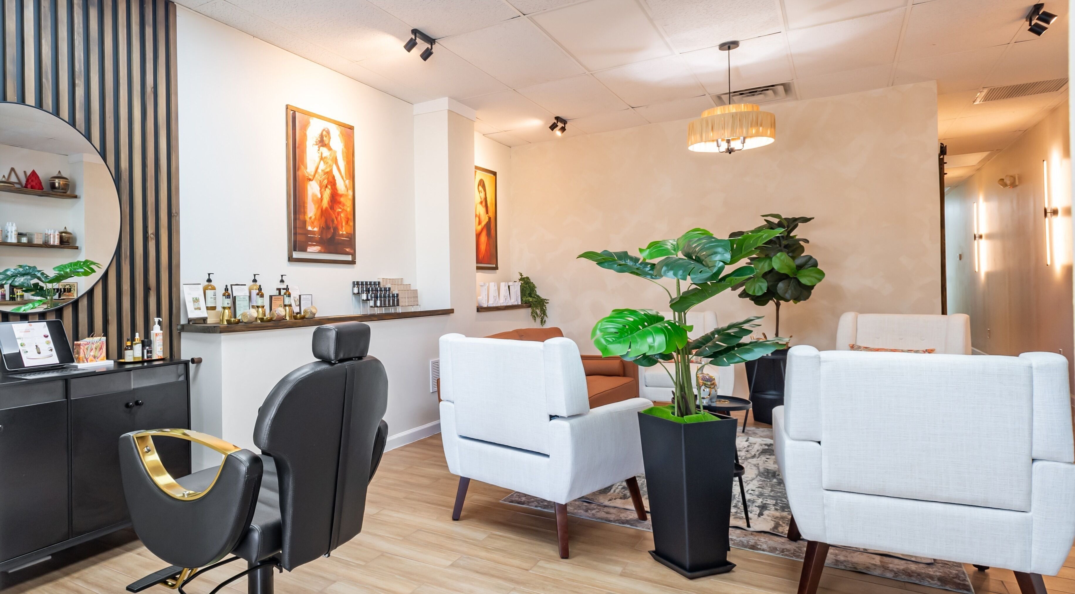 Relax in the serene lobby of Jaan Holistic Wellness & Head Spa, Coral Springs, Florida, US with elegant decor.