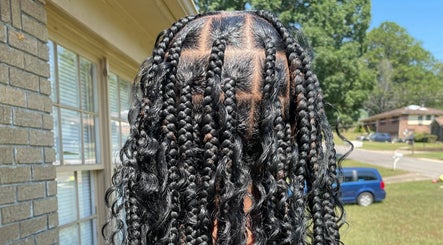 XclusiveBraidsByAari image 2