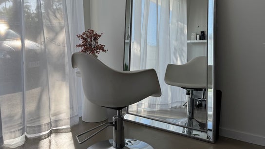 Bella Studios Hair & Extensions