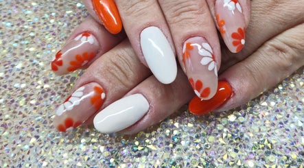 Immagine 2, Nail's beauty