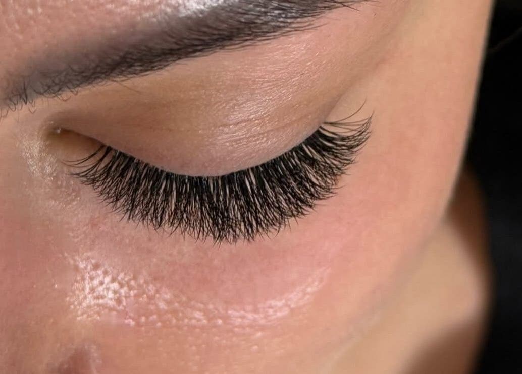 Close-up of beautifully extended lashes at Vipper | Hår | By Gabija in Sørumsand, Akershus, NO.