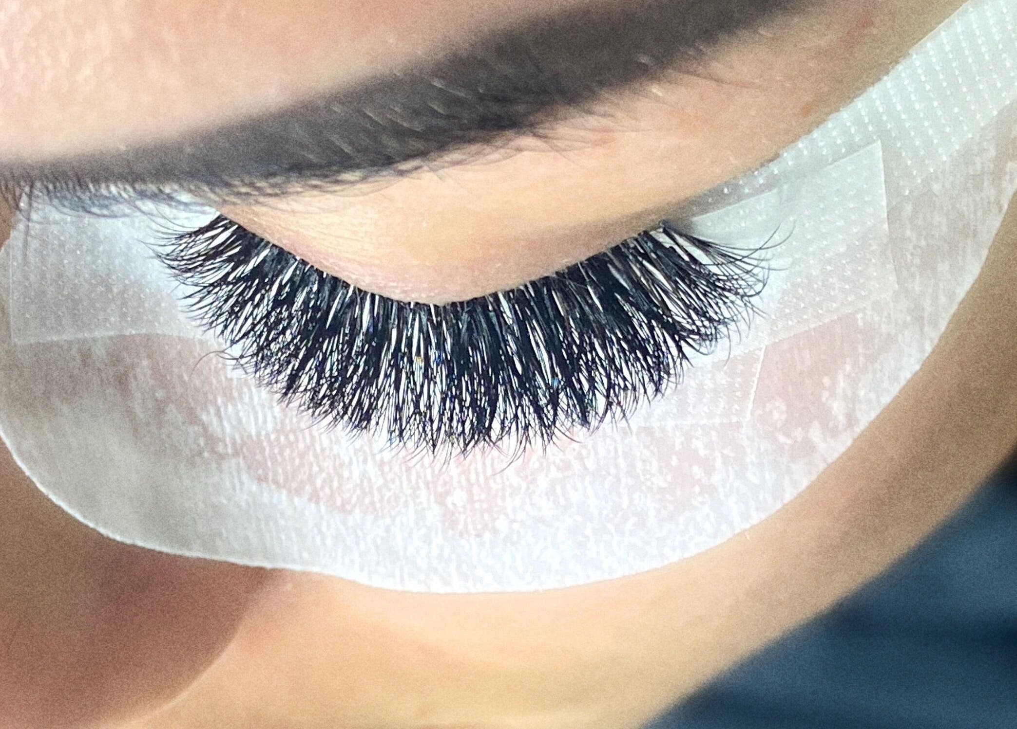 Close view of Vipper | Hår | By Gabija's perfected eyelash extension in Sørumsand, Akershus, NO.