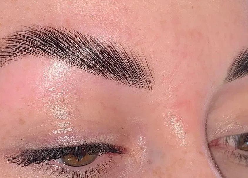 Perfectly sculpted eyebrows at Confiance Lab, Tanjung Tokong, Pulau Pinang, MY.